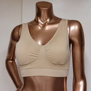 NWOT Comfort Fit Active Lifestyle Bra